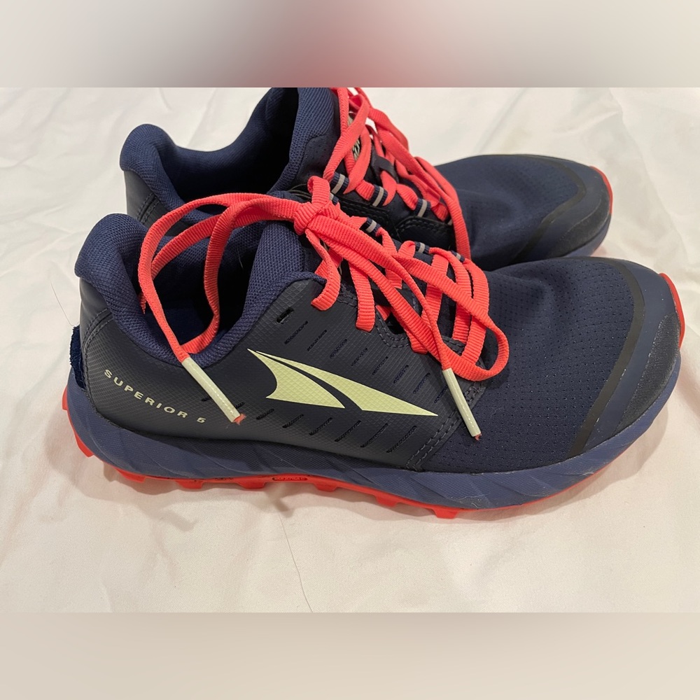 Altra Superior trail runners women’s 5.5
